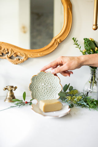 Scallop Soap Dish - White