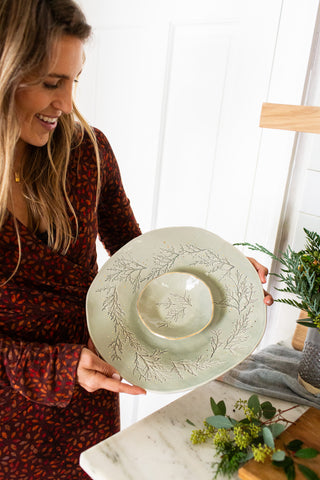 Evergreen Chip & Dip Bowl with Gold Details