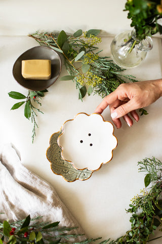 Scallop Soap Dish - White