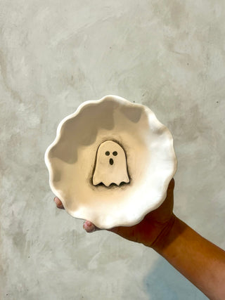 1 Ticket: Spooky Ghost Bowl Workshop (10/24 @ 10:30am)