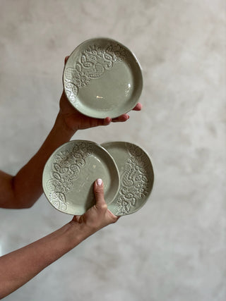 1 Ticket: Pie Dish & Side Plate 9/24 @ 6:30PM