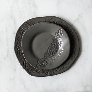 Lace Piatra Dinner Plate - Gunmetal