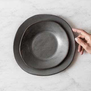 Piatra Dinner Plate - Gunmetal