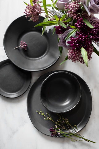 Kinfolk Dessert Plate - Matte Black